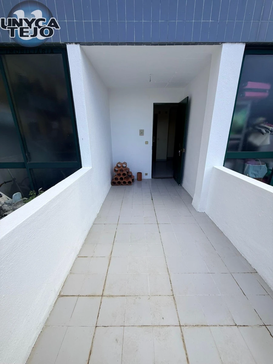 Apartamento T3 para Venda em Laranjeiro e Feijó Foto 17