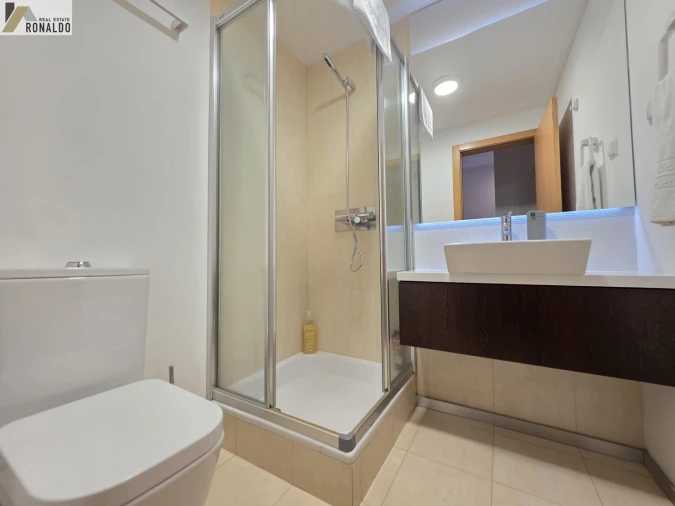 Apartamento T2 para Venda em Caniço Foto 14