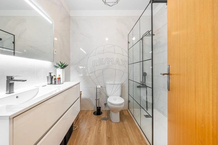 Apartamento T2 para Venda em Braga (Maximinos, Sé e Cividade) Foto 12