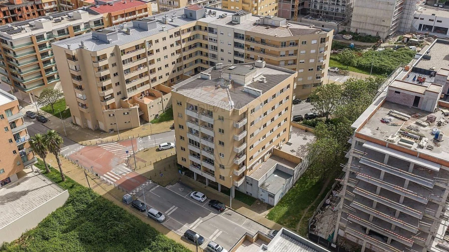 Apartamento T2 para Venda em Braga (Maximinos, Sé e Cividade) Foto 32