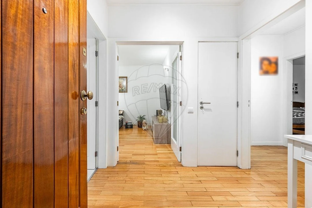 Apartamento T2 para Venda em Creixomil Foto 15