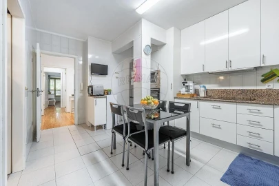 Apartamento T2 para Venda em Creixomil