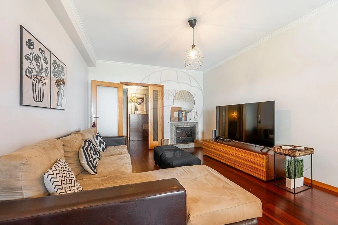 Apartamento T2 para Venda em Braga (Maximinos, Sé e Cividade) Foto 1