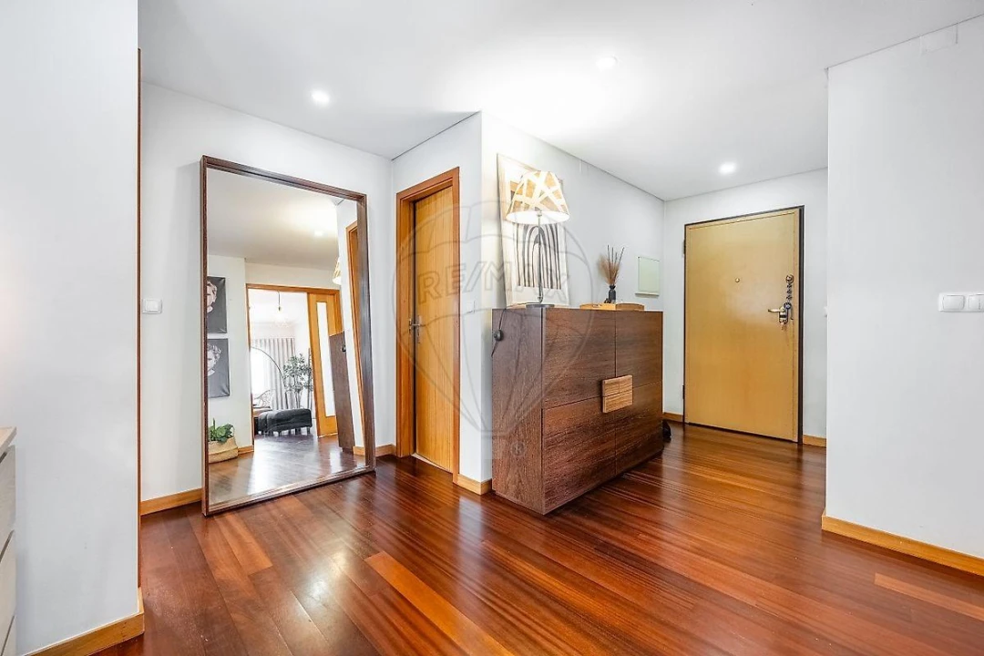 Apartamento T2 para Venda em Braga (Maximinos, Sé e Cividade) Foto 20