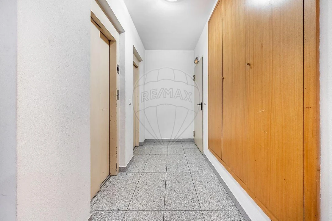 Apartamento T2 para Venda em Braga (Maximinos, Sé e Cividade) Foto 22