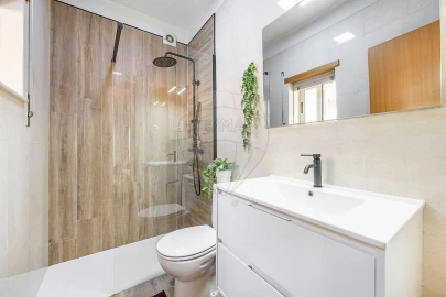 Apartamento T2 para Venda em Braga (Maximinos, Sé e Cividade)