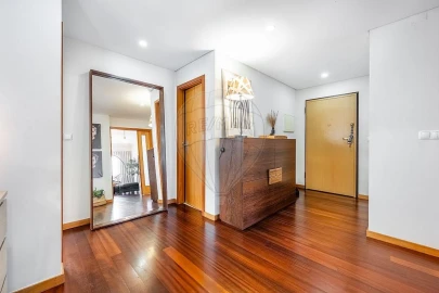 Apartamento T2 para Venda em Braga (Maximinos, Sé e Cividade)