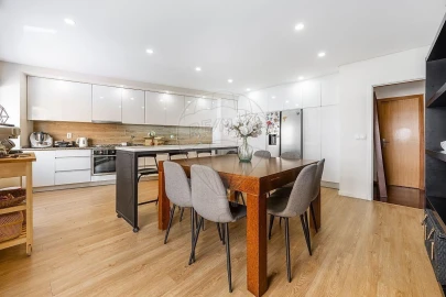 Apartamento T2 para Venda em Braga (Maximinos, Sé e Cividade)