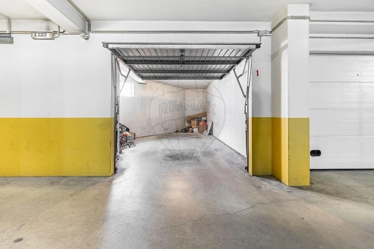 Apartamento T2 para Venda em Braga (Maximinos, Sé e Cividade) Foto 23