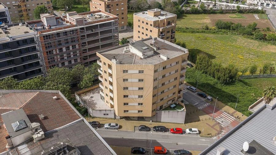 Apartamento T2 para Venda em Braga (Maximinos, Sé e Cividade) Foto 25