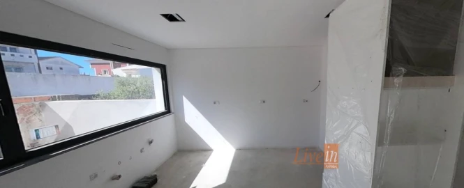 Moradia T3 para Venda em Ericeira