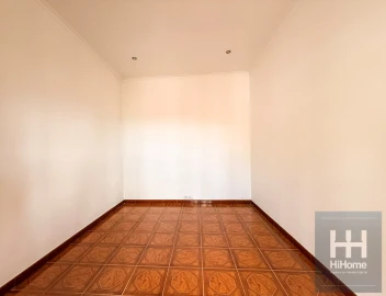 Moradia T5 para Venda em Caniço