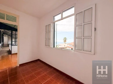 Moradia T5 para Venda em Caniço