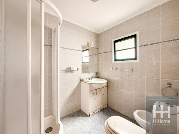 Moradia T5 para Venda em Caniço