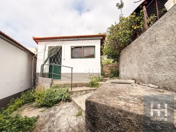 Moradia T5 para Venda em Caniço