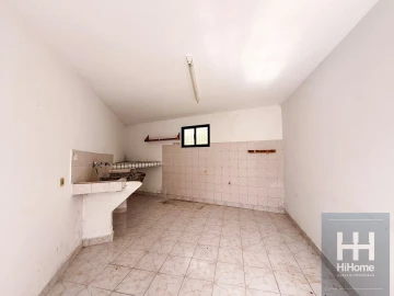 Moradia T5 para Venda em Caniço