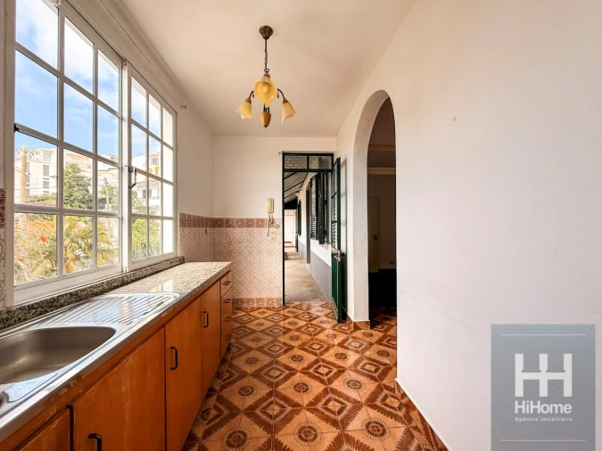 Moradia T5 para Venda em Caniço Foto 3