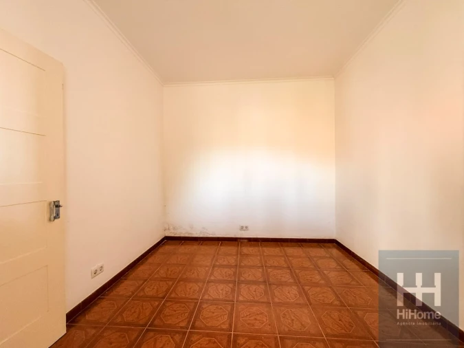 Moradia T5 para Venda em Caniço Foto 16