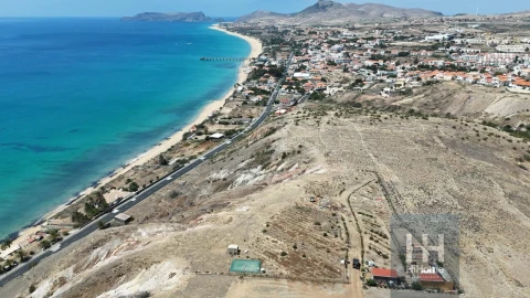 Terreno para Venda em Porto Santo