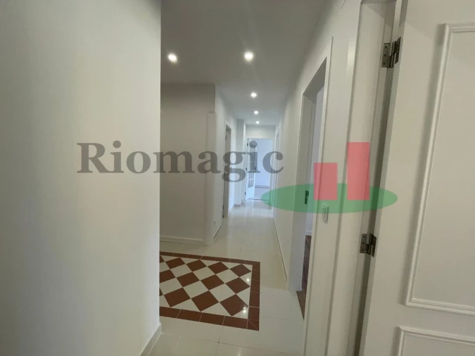 Apartamento T3 para Venda em Laranjeiro e Feijó Foto 7