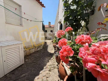 Moradia T2 para Venda em Enxara do Bispo, Gradil e Vila Franca do Rosário