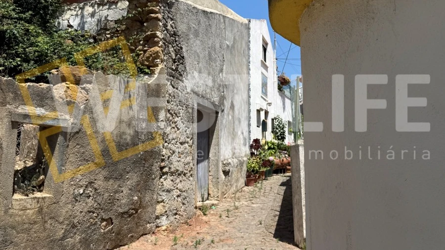 Moradia T2 para Venda em Enxara do Bispo, Gradil e Vila Franca do Rosário