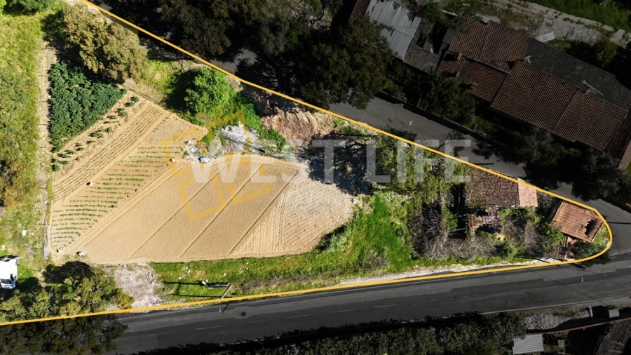 Moradia T3 para Venda em Fanhões Foto 3