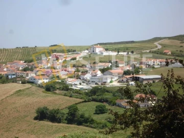 Moradia T2 para Venda em Enxara do Bispo, Gradil e Vila Franca do Rosário