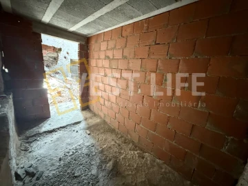 Moradia T2 para Venda em Enxara do Bispo, Gradil e Vila Franca do Rosário