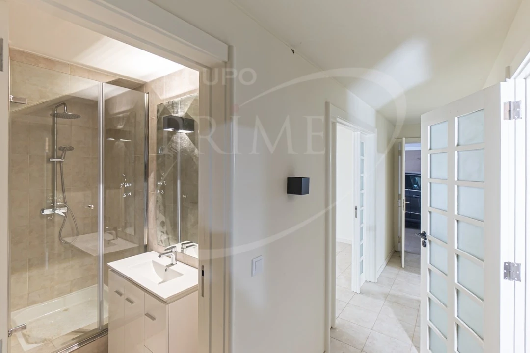 Moradia T4 para Venda em Gulpilhares e Valadares Foto 34