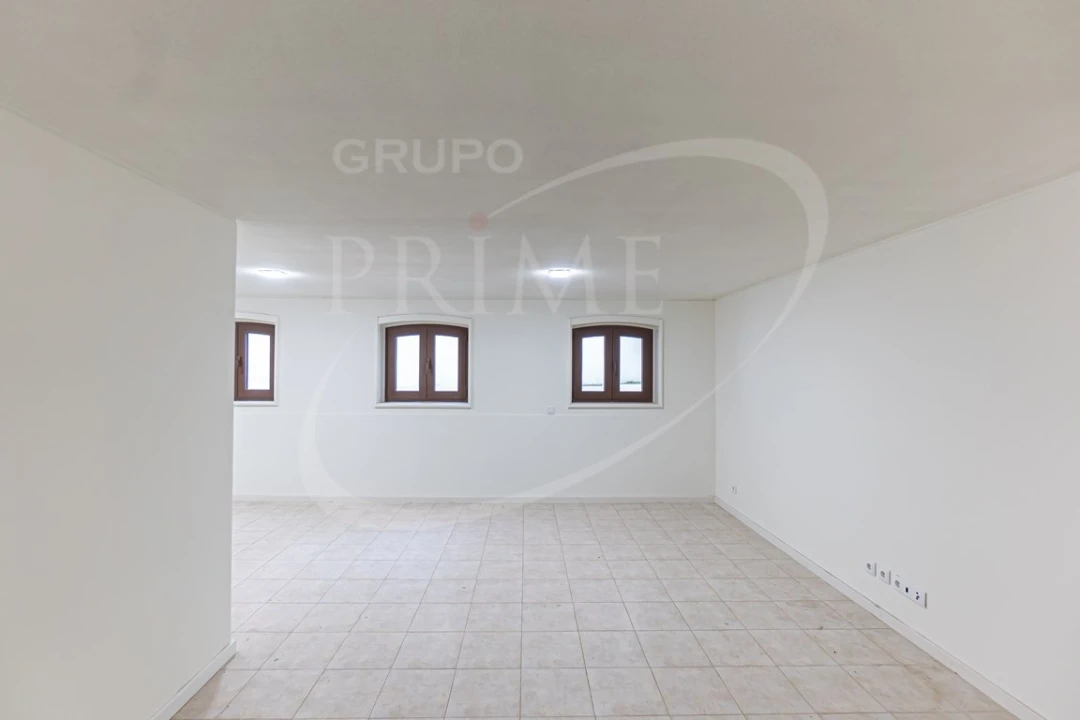 Moradia T4 para Venda em Gulpilhares e Valadares Foto 36