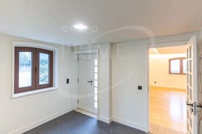 Moradia T4 para Venda em Gulpilhares e Valadares