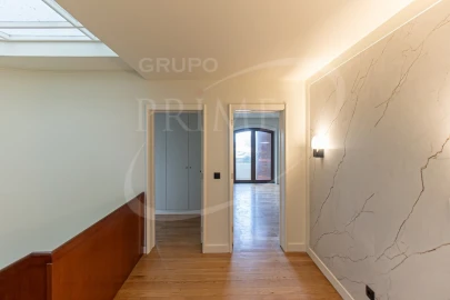 Moradia T4 para Venda em Gulpilhares e Valadares