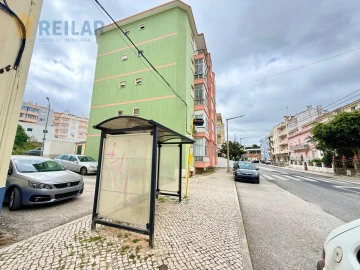 Apartamento T2 para Venda em Alverca do Ribatejo e Sobralinho