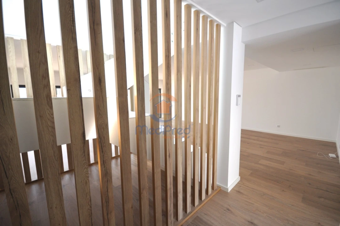 Moradia T4 para Venda em Loures Foto 17