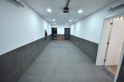 Moradia T4 para Venda em Loures