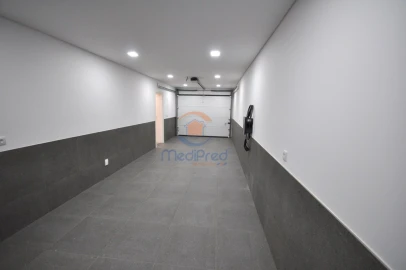 Moradia T4 para Venda em Loures