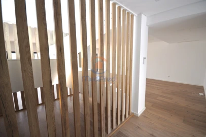 Moradia T4 para Venda em Loures