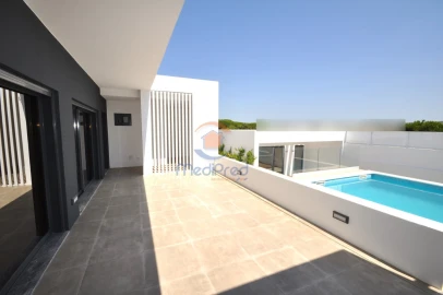 Moradia T4 para Venda em Loures