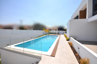 Moradia T4 para Venda em Loures