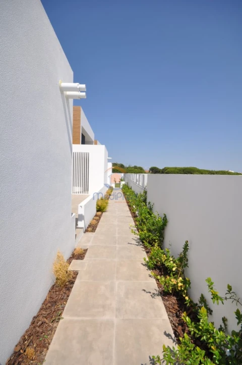 Moradia T4 para Venda em Loures