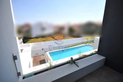 Moradia T4 para Venda em Loures