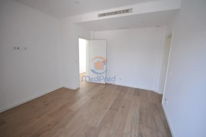 Moradia T4 para Venda em Loures