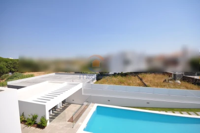 Moradia T4 para Venda em Loures