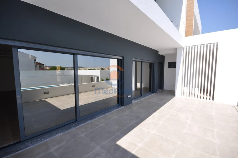 Moradia T4 para Venda em Loures Foto 33