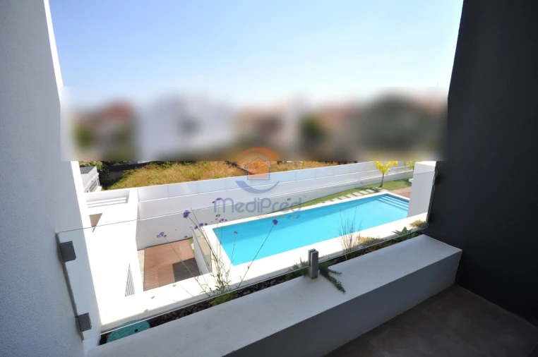 Moradia T4 para Venda em Loures Foto 41