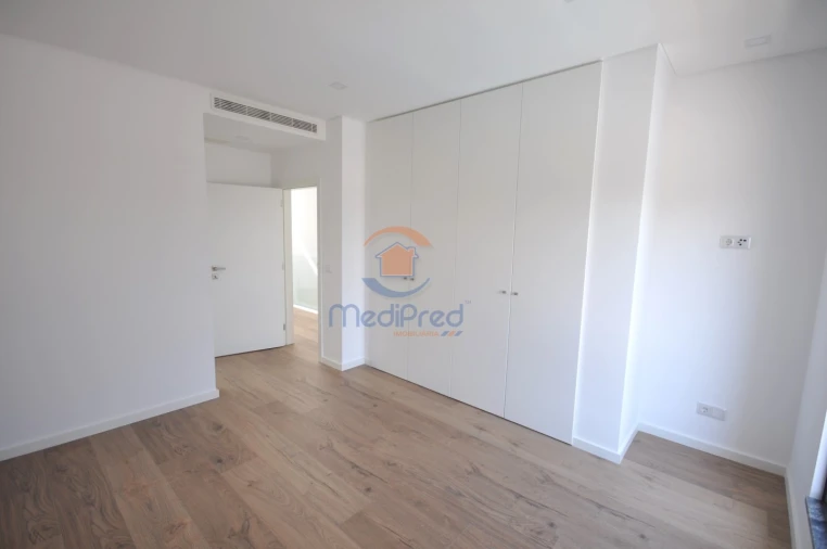 Moradia T4 para Venda em Loures Foto 47