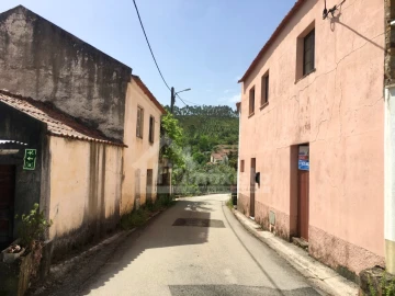 Quinta T3 para Venda em Figueiró dos Vinhos e Bairradas