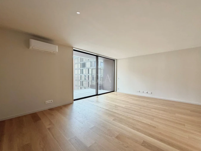 Apartamento T3 para Venda em Santa Marinha e São Pedro da Afurada Foto 7