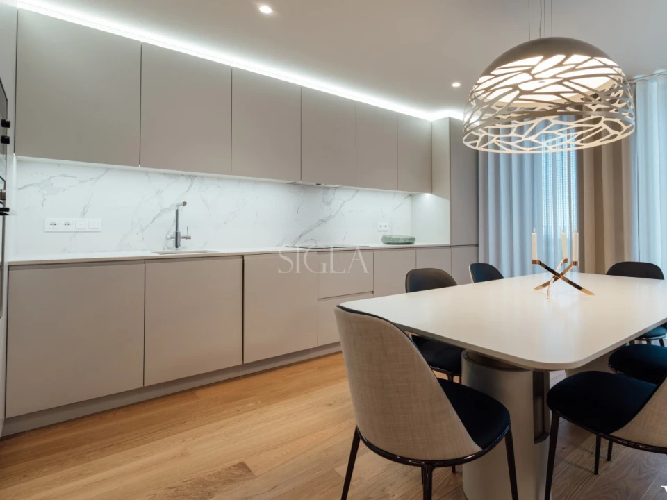 Apartamento T4 para Venda em Santa Marinha e São Pedro da Afurada Foto 3